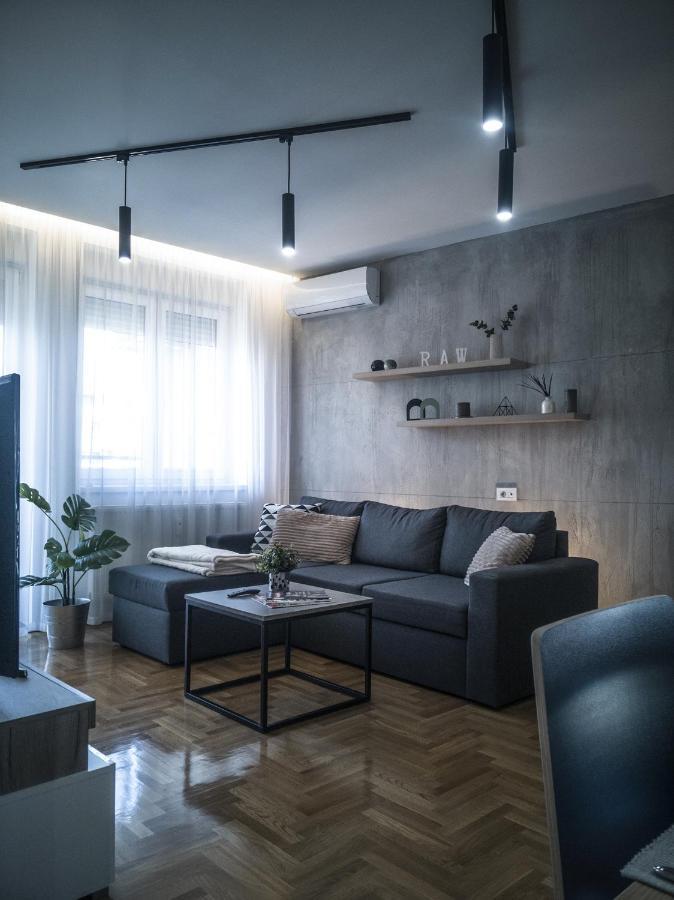 Raw Industrial City Apartment Subotica Exterior foto